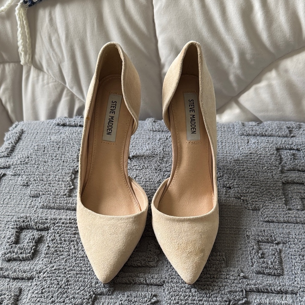 Steve Madden Nude Beige Suede D’Orsay Pointed Toe Stiletto Heels 7.5
